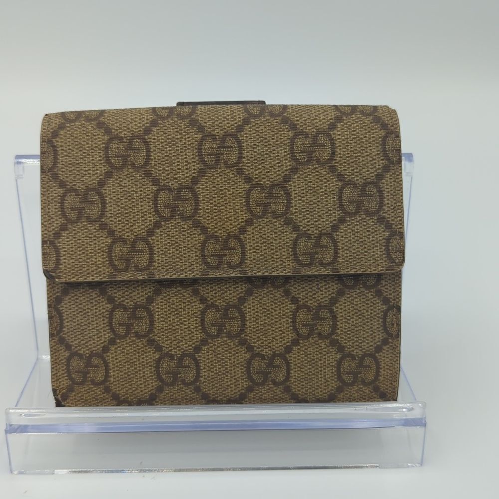 Gucci Tan and Brown Monogram Wallet - Picture 2 of 14